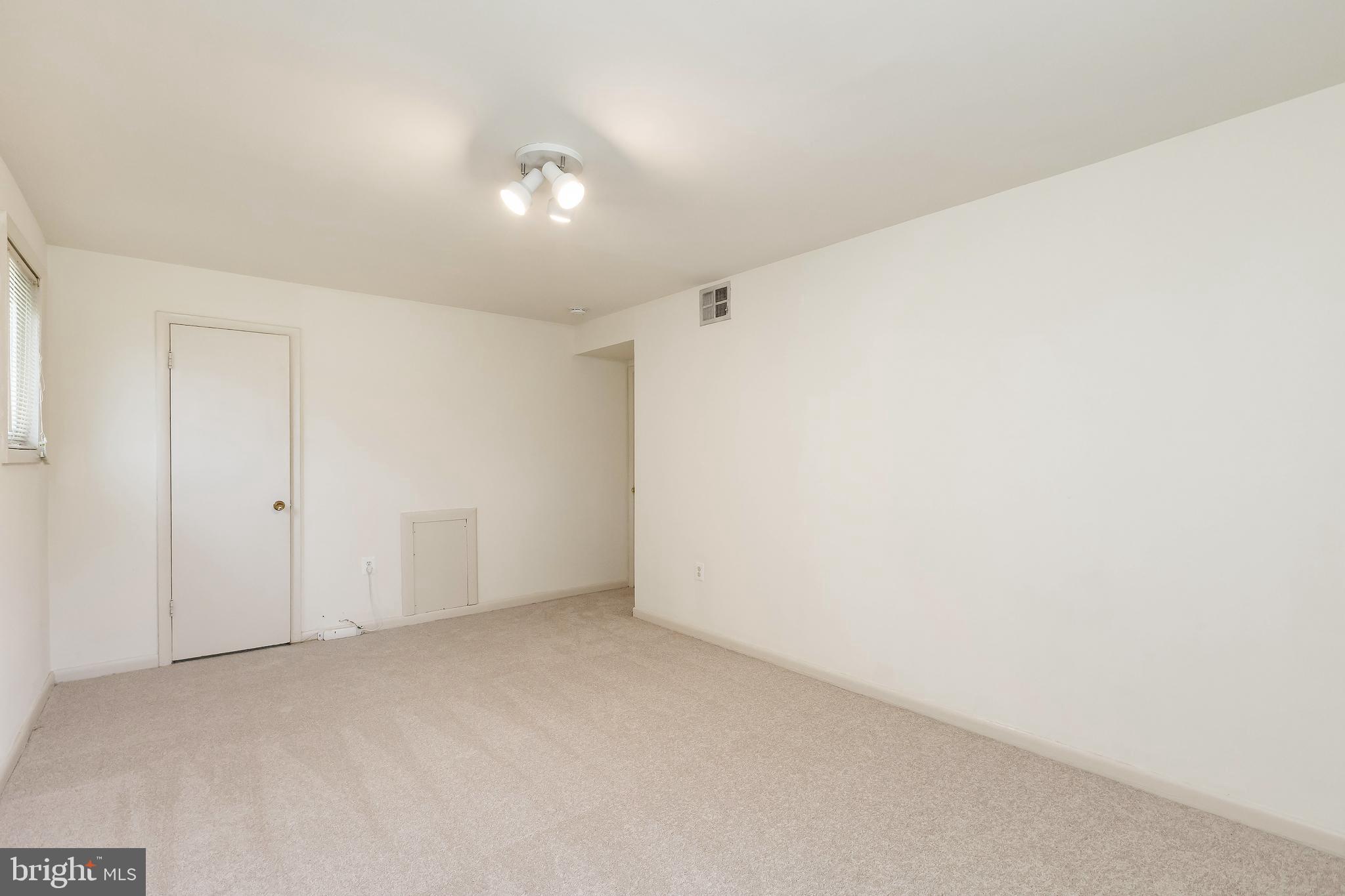 11601 Elkin Street, Unit 58 Silver Spring, MD 20902 - Photo 22 of 24 Master Bedroom