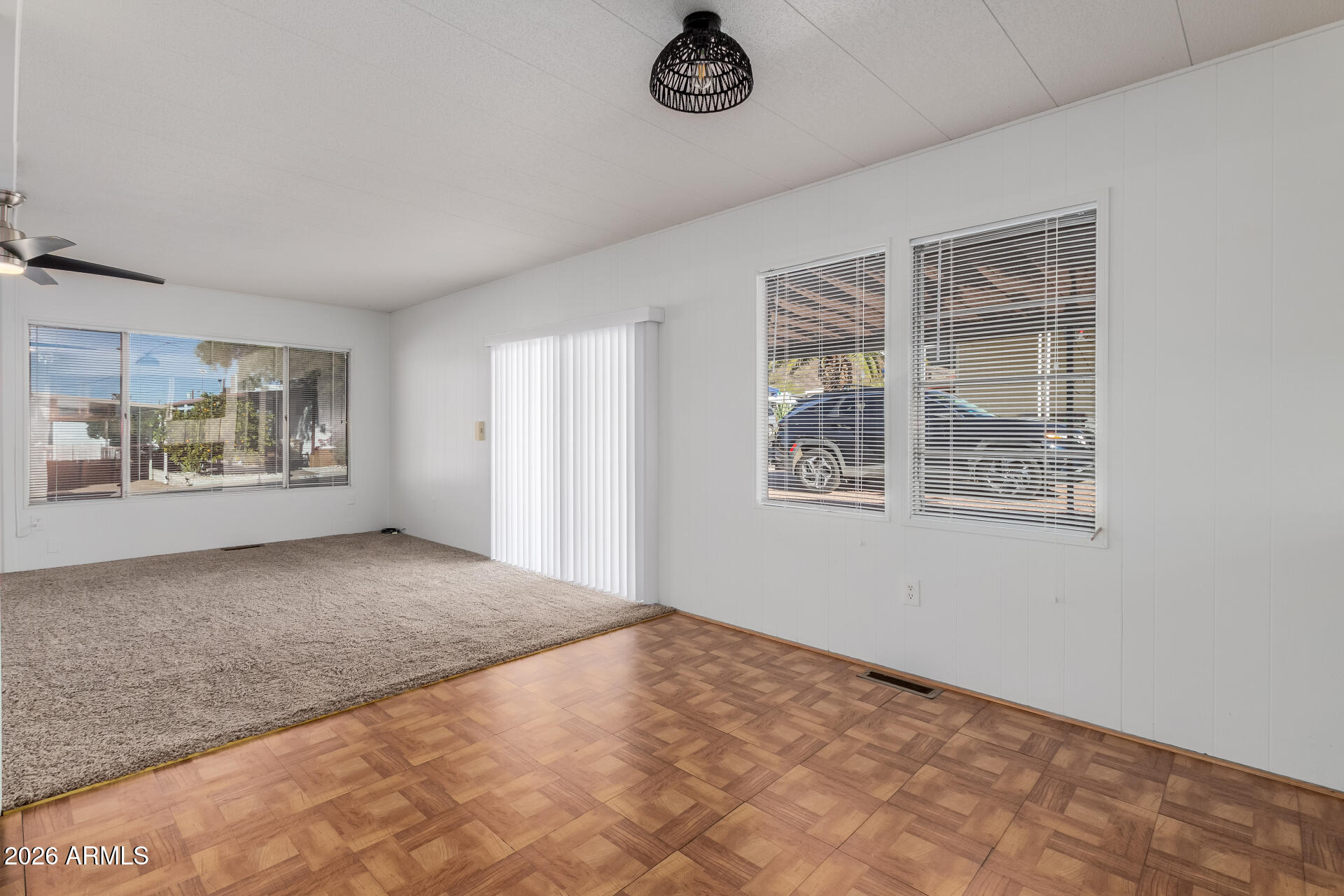 10401 North Cave Creek Road, Unit 50 Phoenix, AZ 85020 - Photo 7 of 31 10 Cave Creek