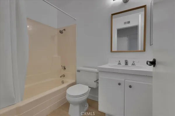 $3,980 | 54 Orchard, Irvine, CA 92618