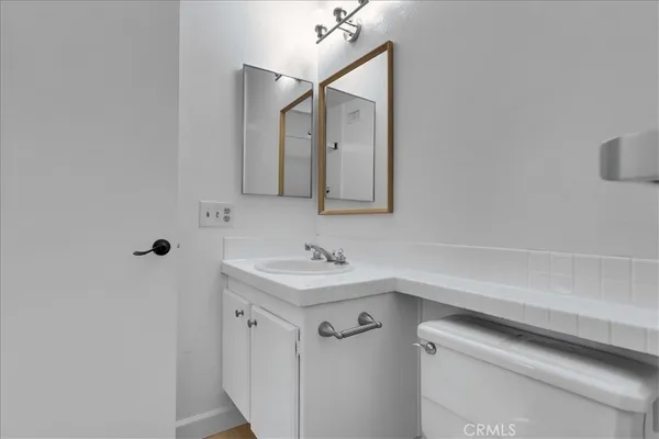 $3,980 | 54 Orchard, Irvine, CA 92618