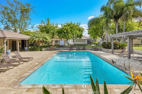 $3,980 | 54 Orchard, Irvine, CA 92618