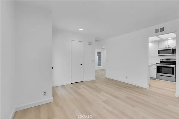 $3,980 | 54 Orchard, Irvine, CA 92618