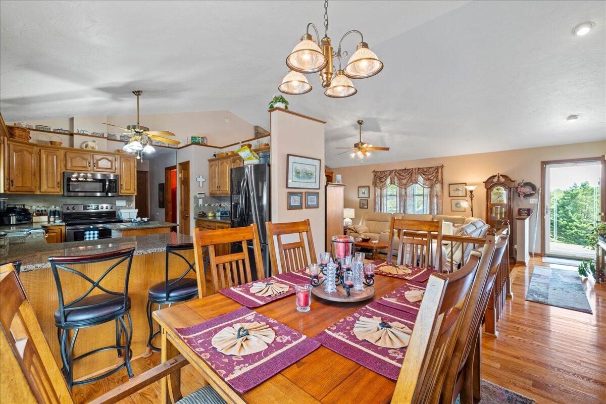 3595 Green Level Road Rocky Mount, VA 24151 - Photo 8 of 51 07-Interior-19