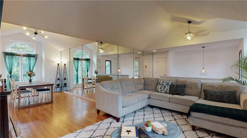7723 River Road, Unit 2 Indianapolis, IN 46240 - Photo 13 of 32 Gallery Image 13