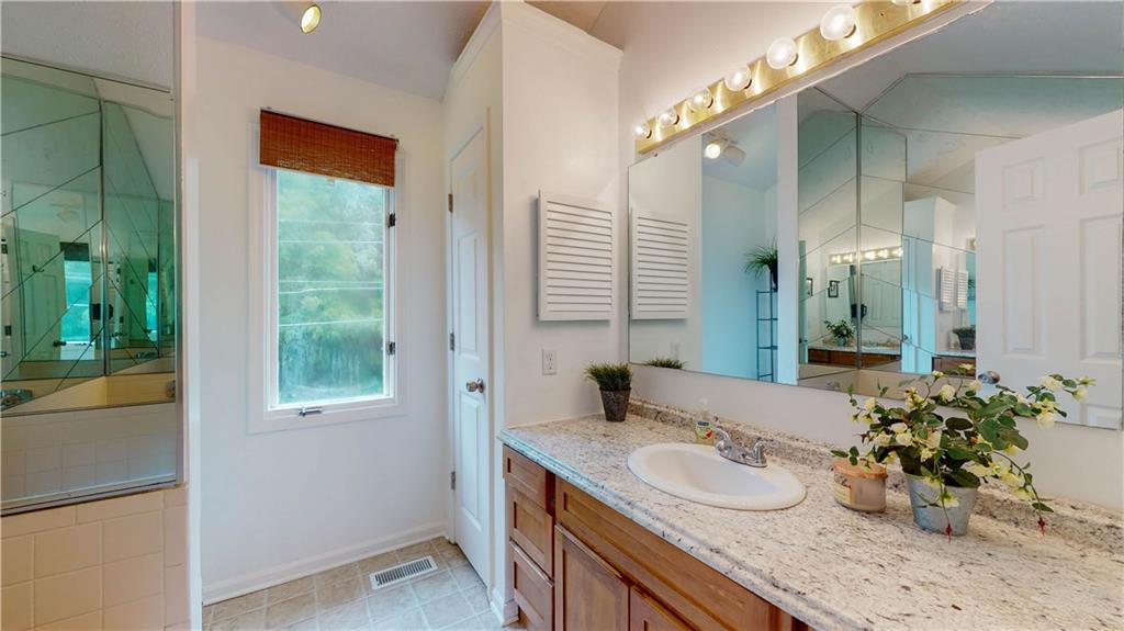 7723 River Road, Unit 2 Indianapolis, IN 46240 - Photo 23 of 32 Gallery Image 23