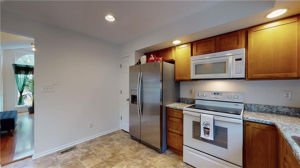 7723 River Road, Unit 2 Indianapolis, IN 46240 - Photo 24 of 32 Gallery Image 24