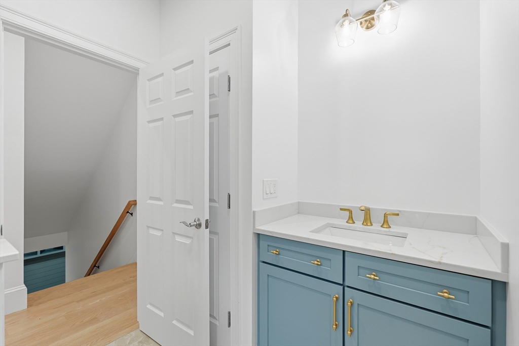 11 Washington Street Ipswich, MA 01938 - Photo 27 of 36