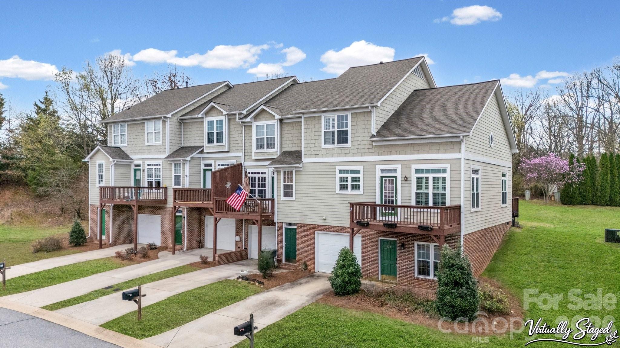 125 Forest Ridge Road Mooresville, NC 28117 - Photo 2 of 27 Gallery Image 2