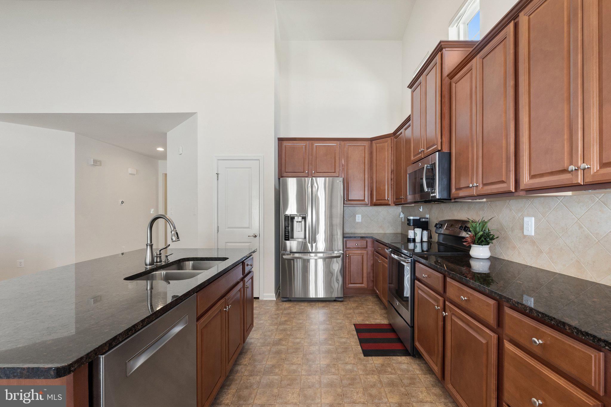 183 Glenbrook Road Ranson, WV 25438 - Photo 29 of 67 Kitchen
