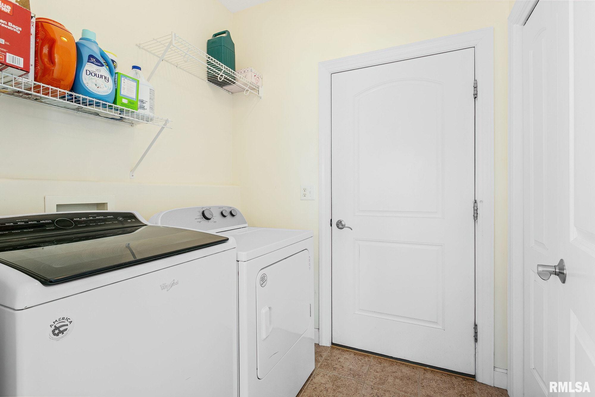 2203 Timber Ridge Drive Port Byron, IL 61275 - Photo 17 of 34 Gallery Image 17
