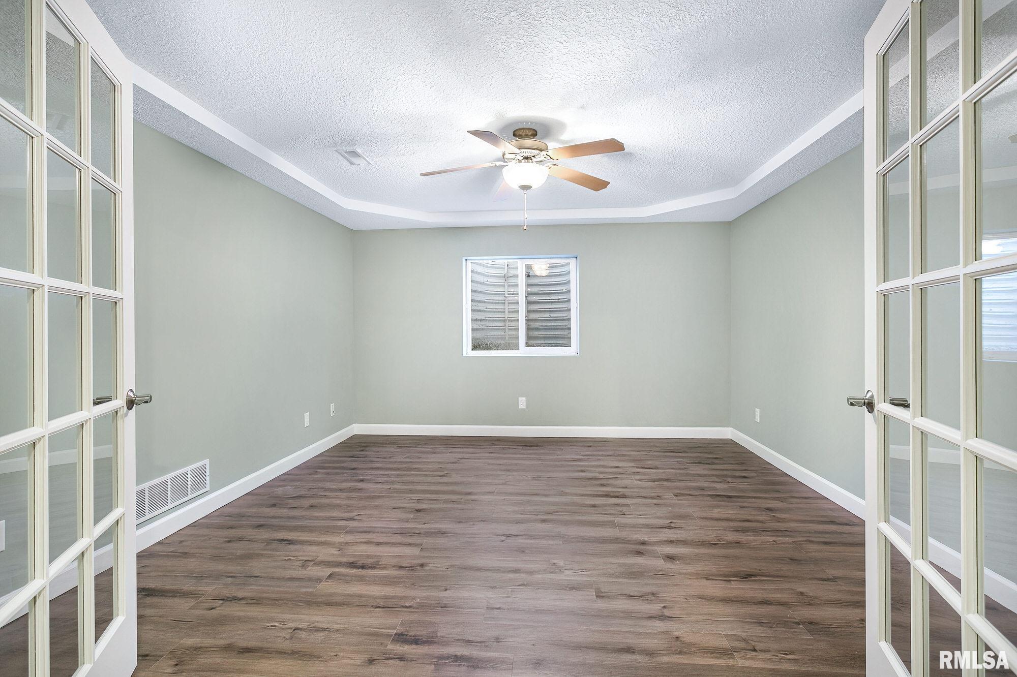 2203 Timber Ridge Drive Port Byron, IL 61275 - Photo 28 of 34 Gallery Image 28