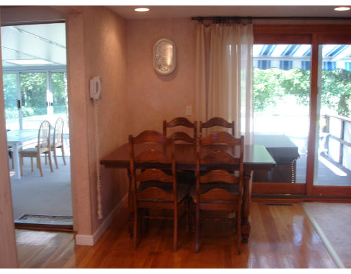 101 Spruce Road Norwood, MA 02062 - Photo 4 of 22 Gallery Image 4