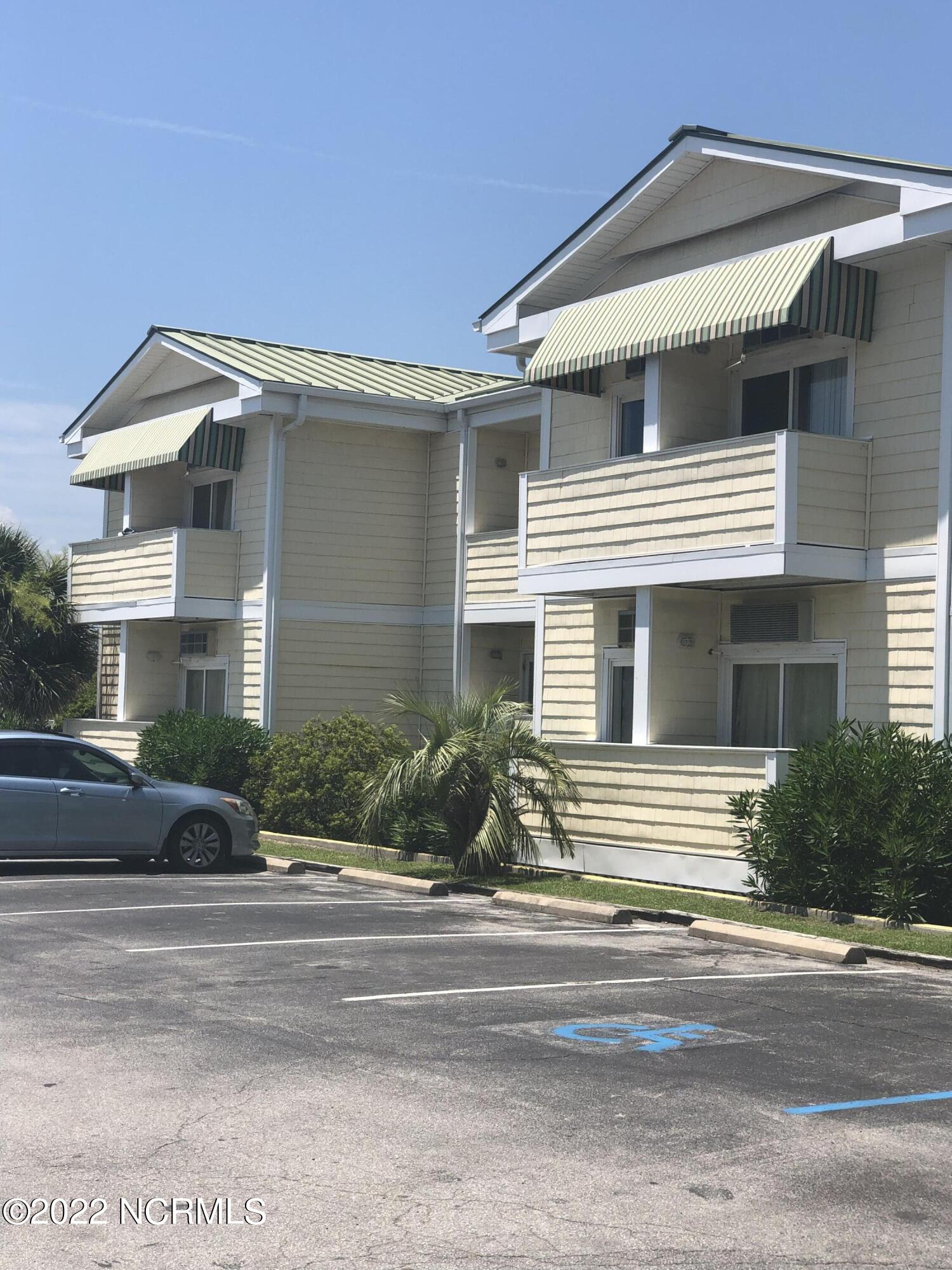 602 West Fort Macon Road, Unit 234 Atlantic Beach, NC 28512 - Photo 8 of 22 408078B7-FFE0-4E09-8D4E-D3FE984B0E39