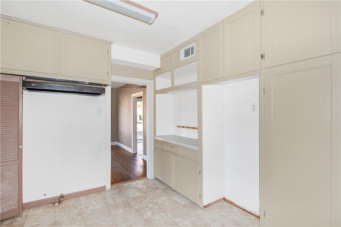 1207 East 27th Street Bryan, TX 77803 - Photo 16 of 23 a view of an empty room