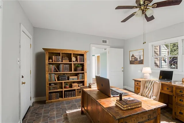 $245,000 | 1207 East 27th Street, Bryan, TX 77803