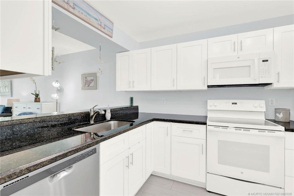 1950 Southwest Palm City Road, Unit 12304 Stuart, FL 34994 - Photo 13 of 51 Gallery Image 13
