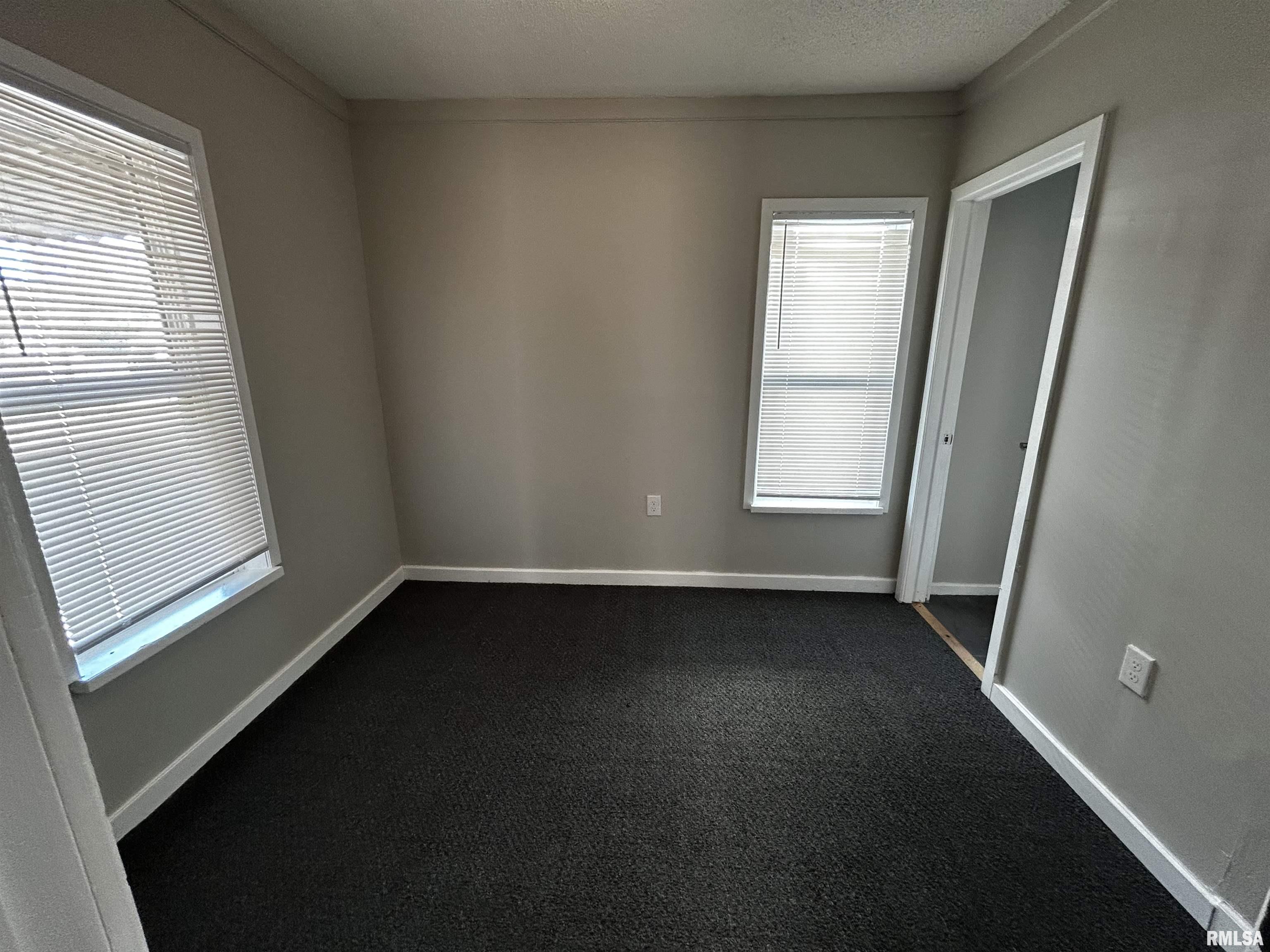 1822 North Sheridan Road Peoria, IL 61604 - Photo 5 of 16