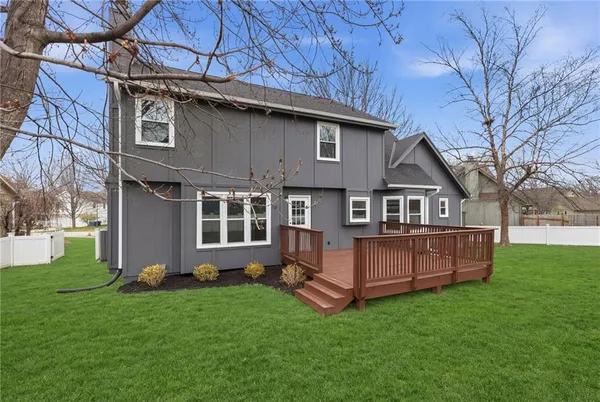 $490,000 | 1413 South Sheridan Bridge Circle, Olathe, KS 66062