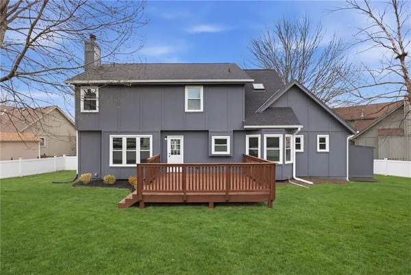 $490,000 | 1413 South Sheridan Bridge Circle, Olathe, KS 66062