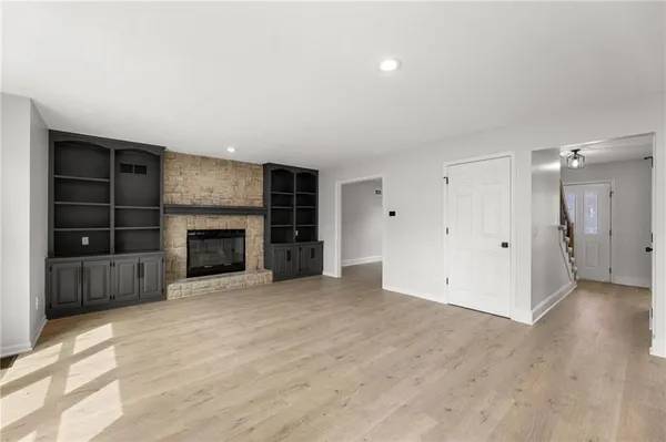 $490,000 | 1413 South Sheridan Bridge Circle, Olathe, KS 66062