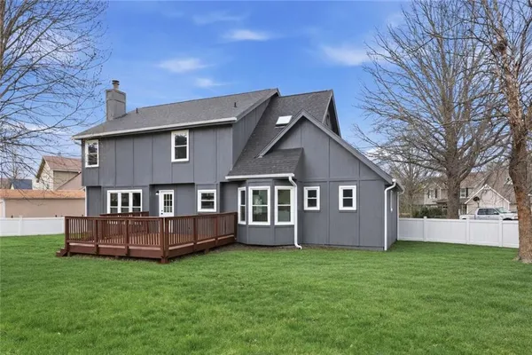 $490,000 | 1413 South Sheridan Bridge Circle, Olathe, KS 66062