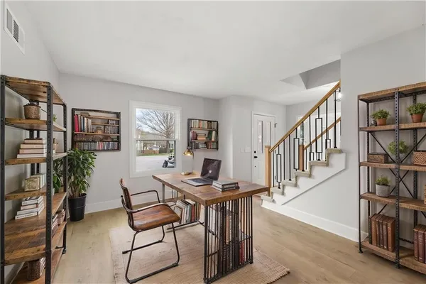 $490,000 | 1413 South Sheridan Bridge Circle, Olathe, KS 66062