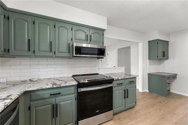 $490,000 | 1413 South Sheridan Bridge Circle, Olathe, KS 66062