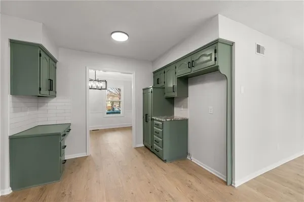 $490,000 | 1413 South Sheridan Bridge Circle, Olathe, KS 66062