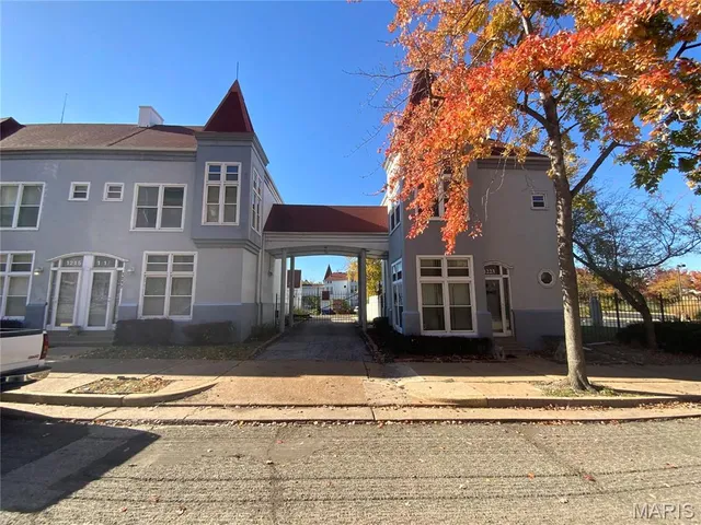 $140,000 | 1217 North 11th Street, Unit 1217, St. Louis, MO 63106