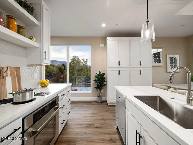 $699,900 | 3828 Lakeside Drive, Unit 15, Reno, NV 89509