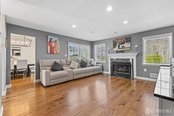 $789,900 | 126 Wainwright Drive, Matawan, NJ 07747