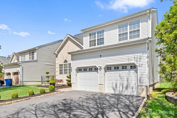 $789,900 | 126 Wainwright Drive, Matawan, NJ 07747