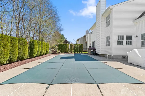 $789,900 | 126 Wainwright Drive, Matawan, NJ 07747