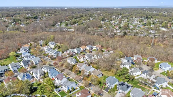 $789,900 | 126 Wainwright Drive, Matawan, NJ 07747