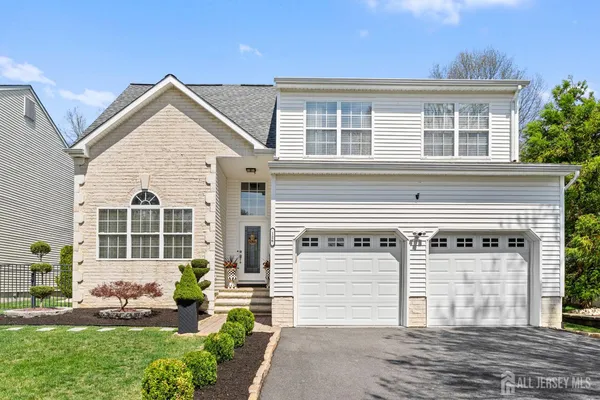 $789,900 | 126 Wainwright Drive, Matawan, NJ 07747