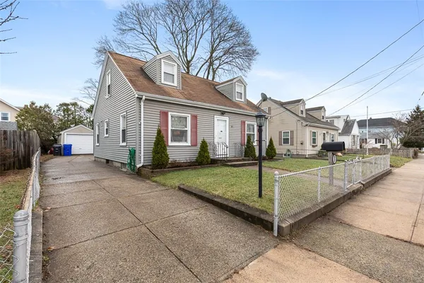 $399,000 | 37 Grand Avenue, Pawtucket, RI 02861