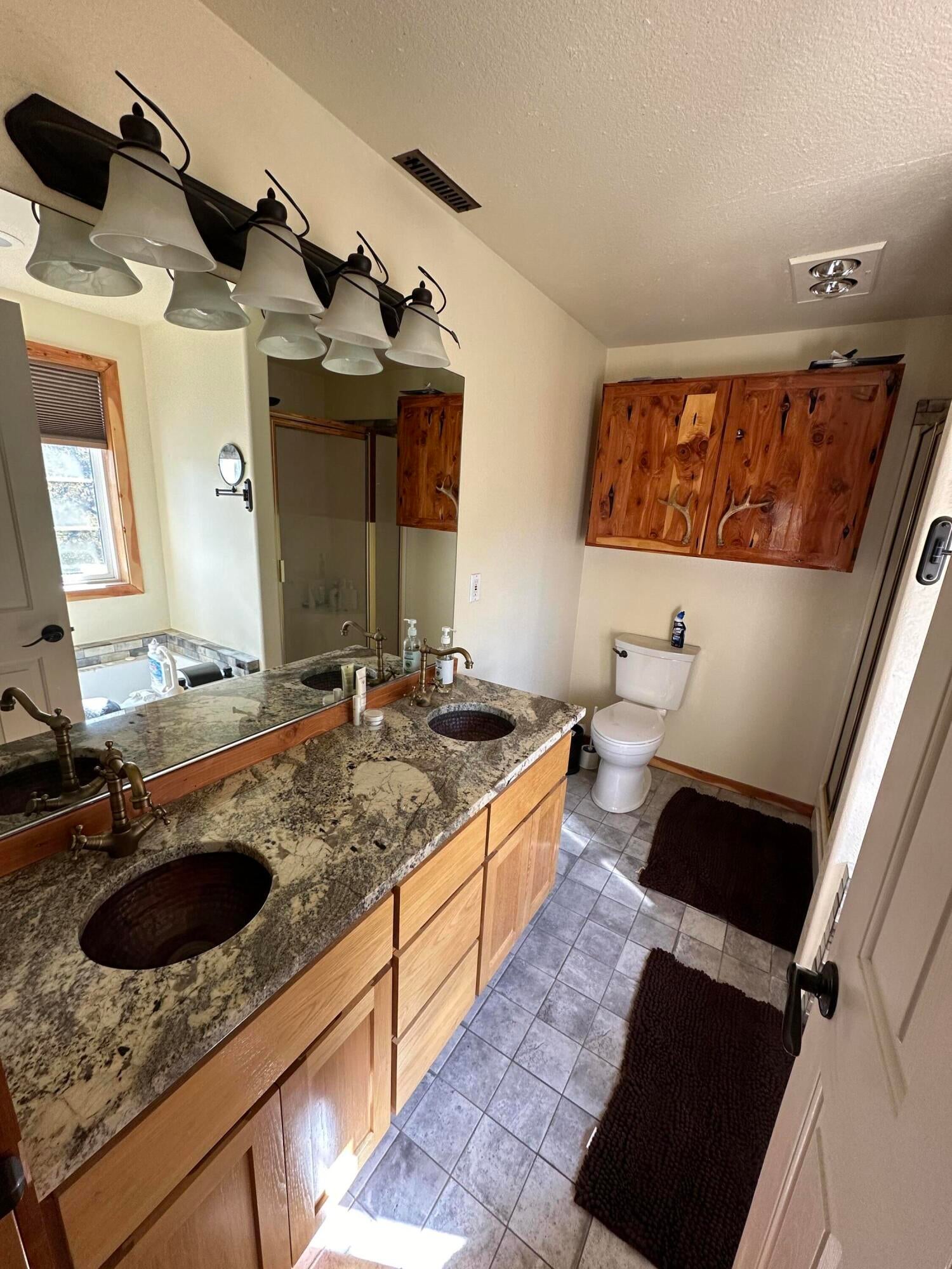 21550 McGilvray Road Bend, OR 97702 - Photo 7 of 21 image_6209779 (10)