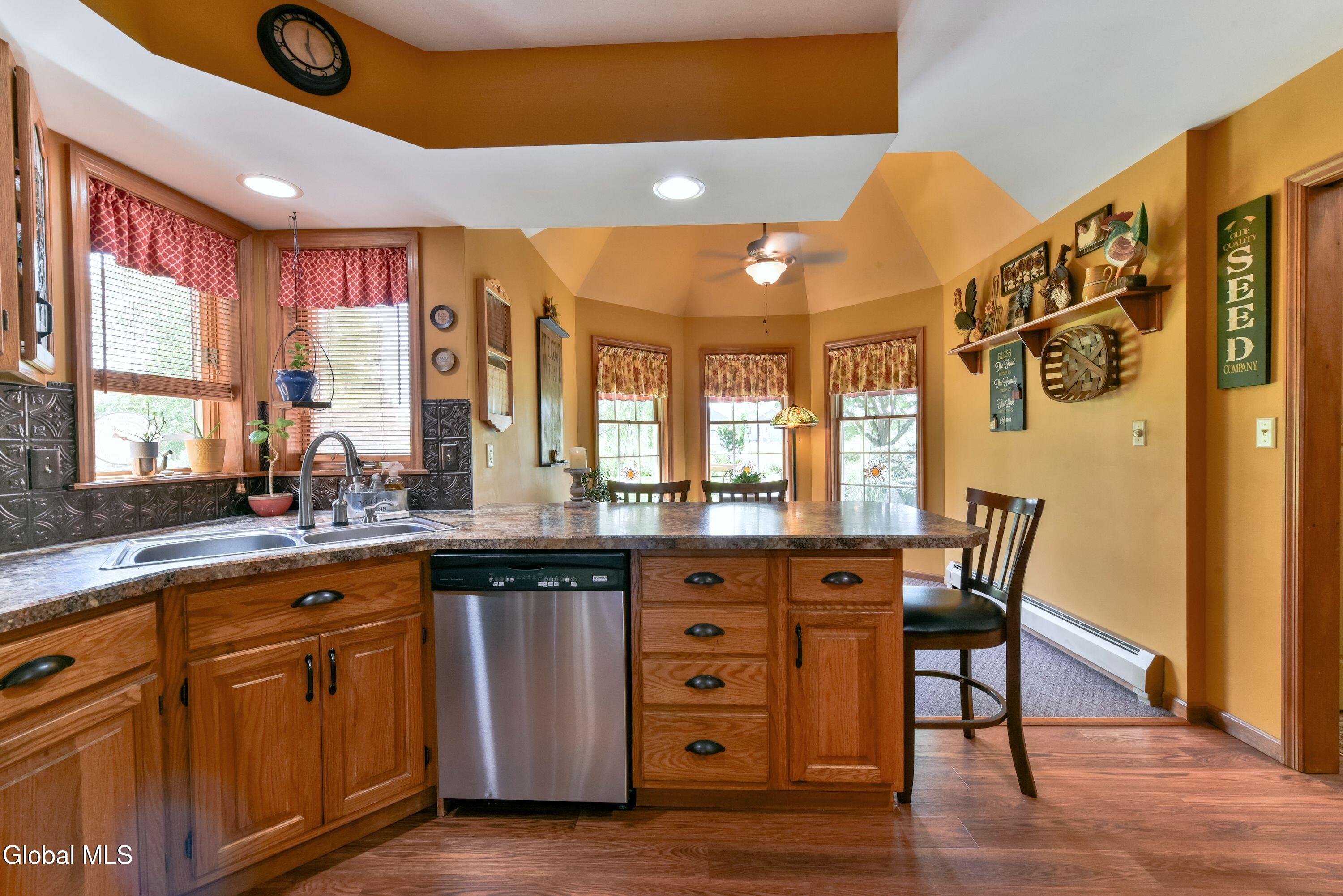 625 Mc Kay Road Amsterdam, NY 12010 - Photo 11 of 70 m14