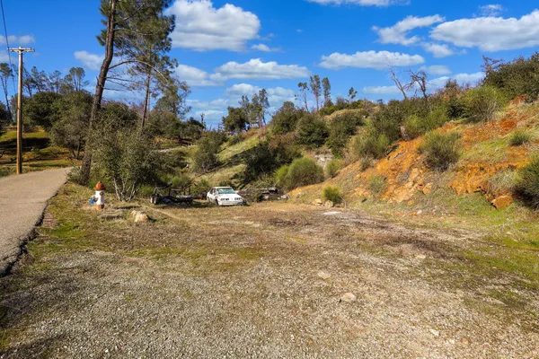 $50,000 | 10249 Carrousel Drive, Redding, CA 96001