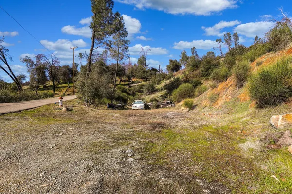 $50,000 | 10249 Carrousel Drive, Redding, CA 96001