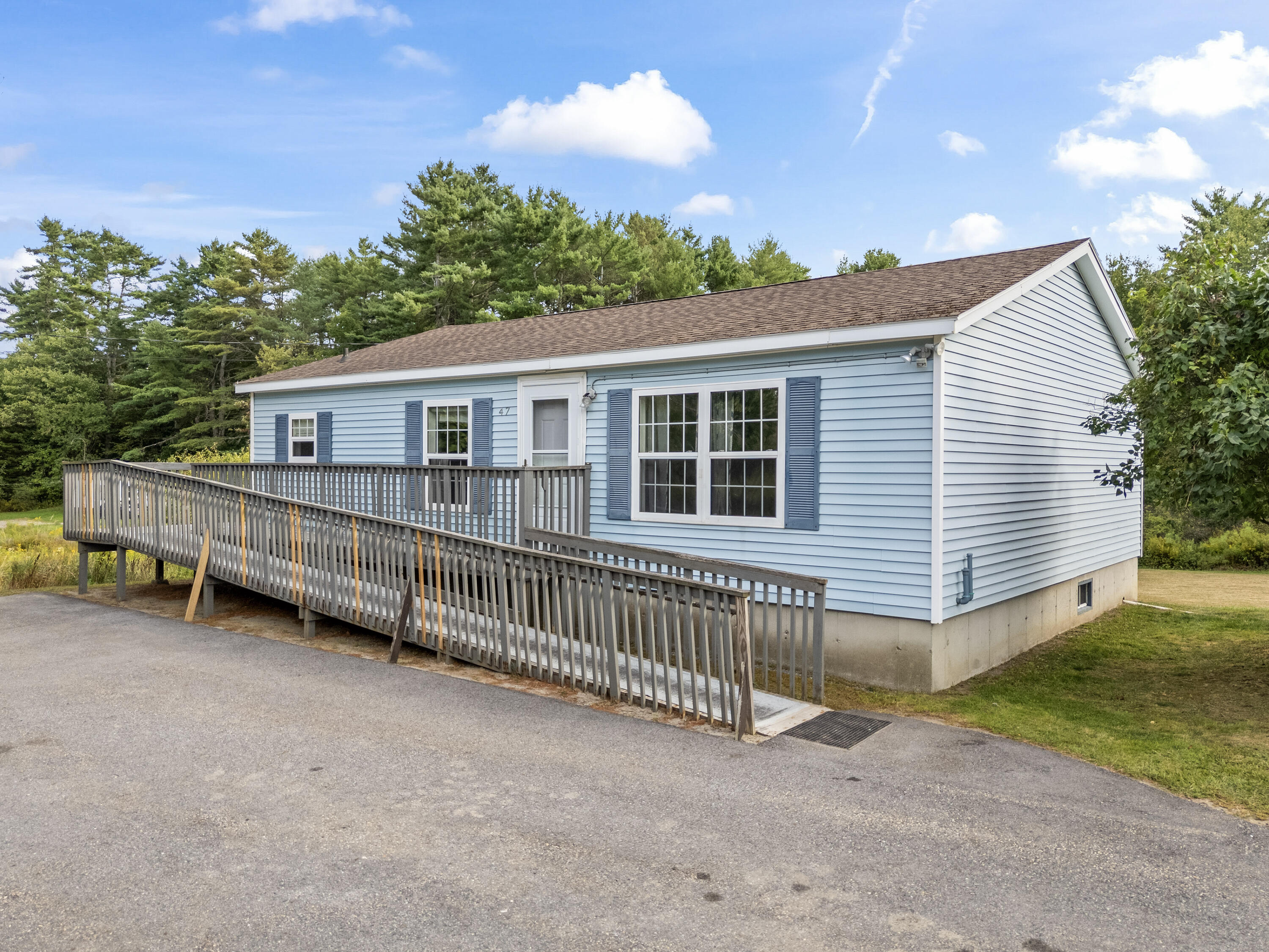 47 Windsor Road Augusta, ME 04330 - Photo 2 of 45 47 Windsor Rd_102