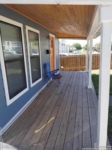 $1,400 | 226 Victor Street, San Antonio, TX 78209