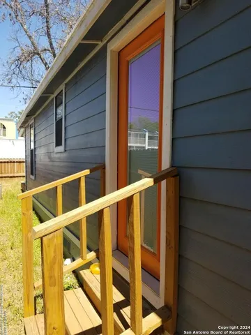 $1,400 | 226 Victor Street, San Antonio, TX 78209