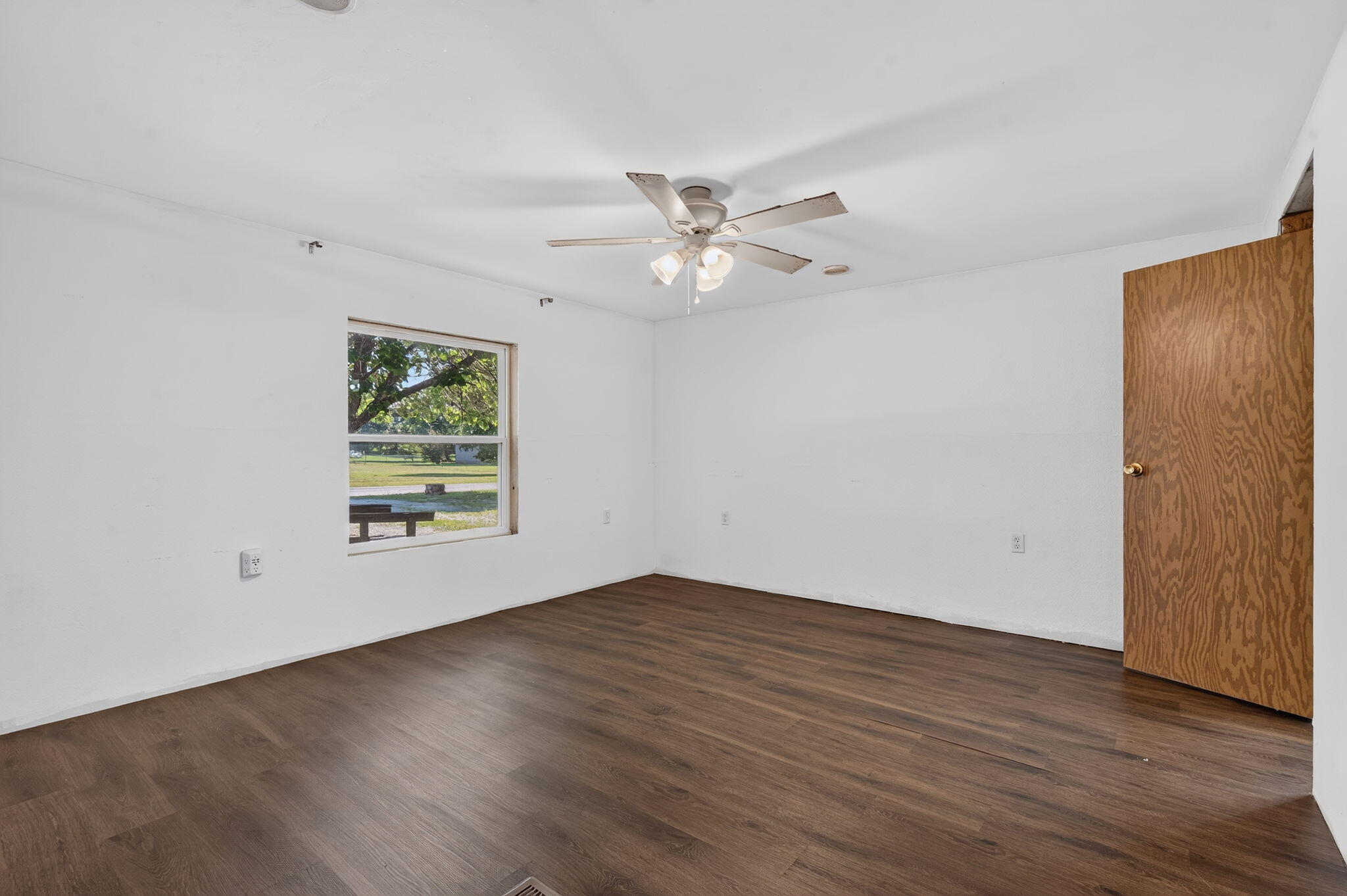 260 Wildhorse Road Billings, MO 65610 - Photo 11 of 27 12