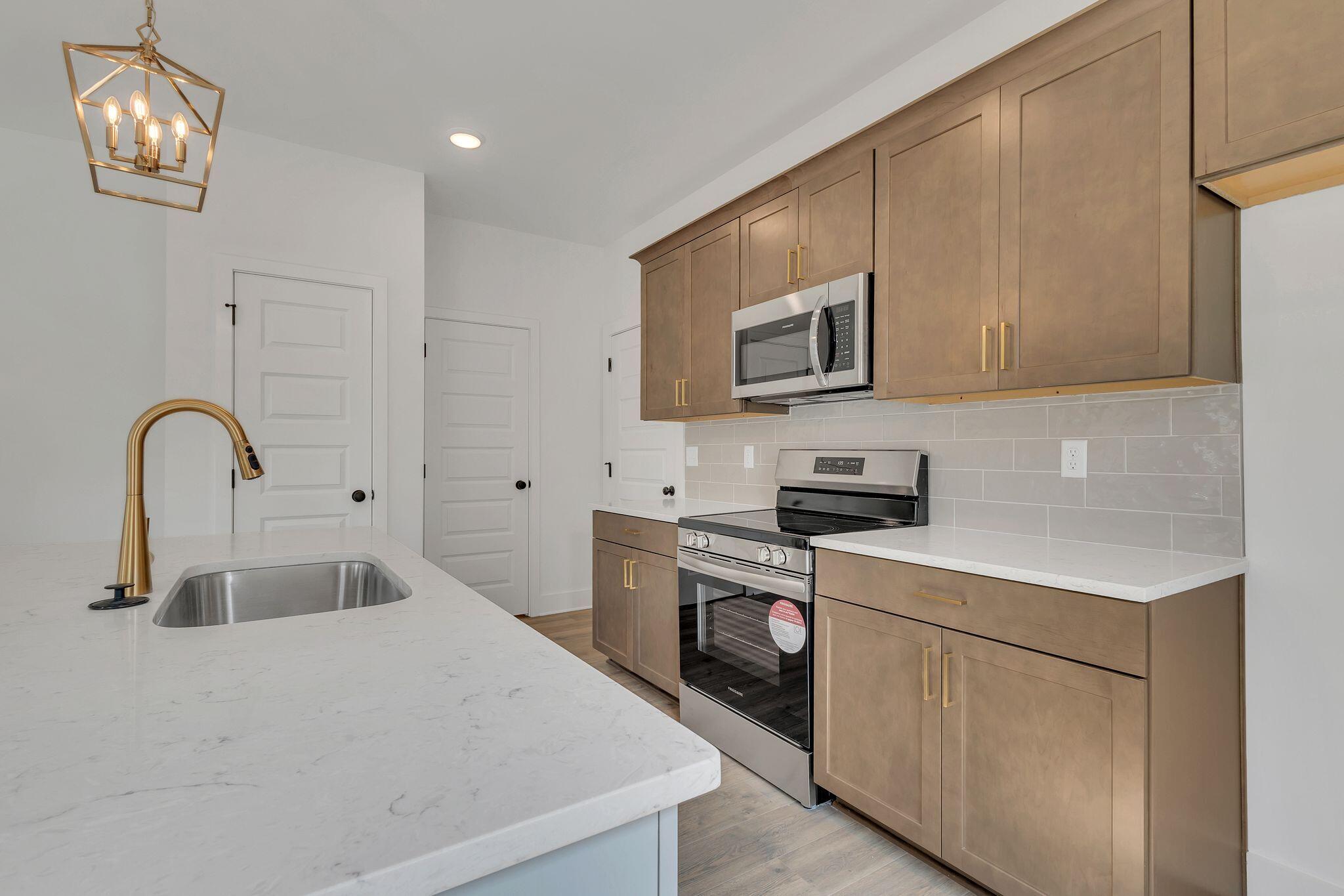 2471 Twill Place Chattanooga, TN 37404 - Photo 7 of 28 MTN 57 - Henley 9