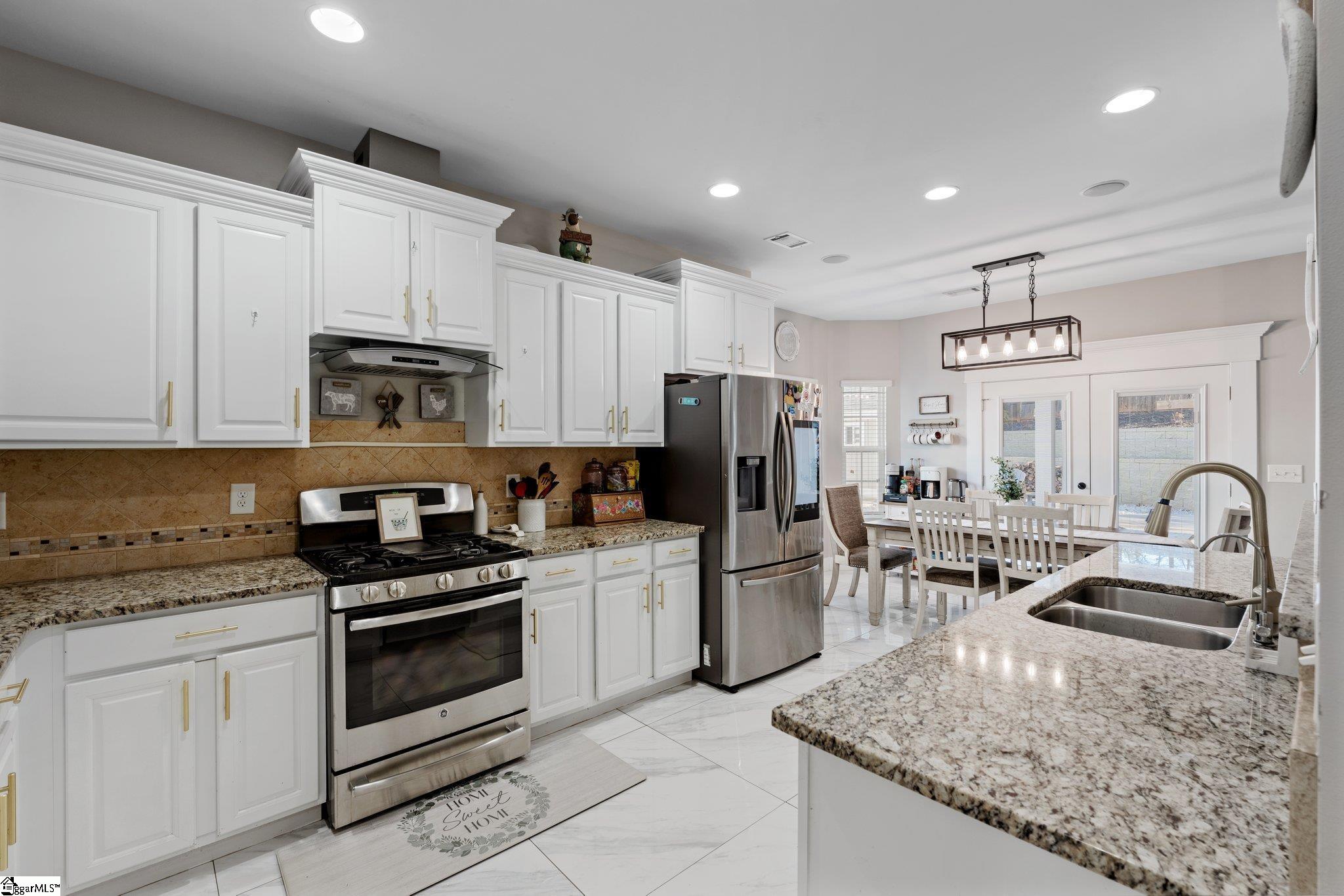 321 Marble Lane Boiling Springs, SC 29316 - Photo 10 of 29 Gallery Image 10
