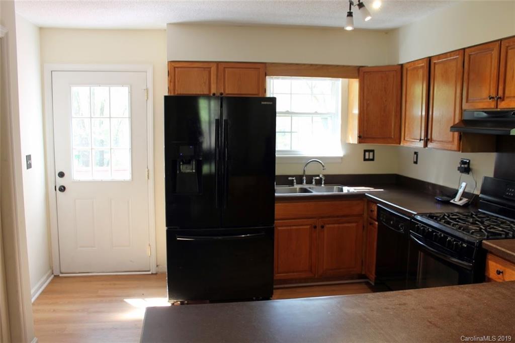 7189 Henry Harris Road Lancaster, SC 29720 - Photo 13 of 28 Gallery Image 13