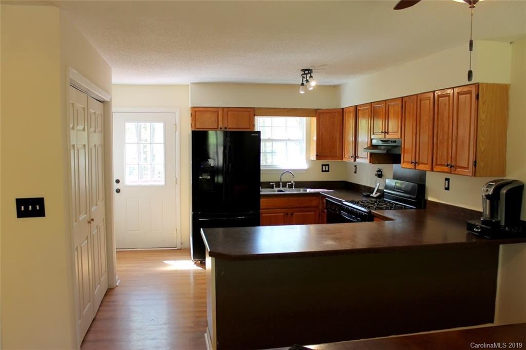 7189 Henry Harris Road Lancaster, SC 29720 - Photo 16 of 28 Gallery Image 16