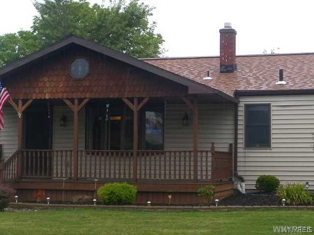 249 Pilgrim Road Tonawanda, NY 14150 - Photo 1 of 1 Exterior Front