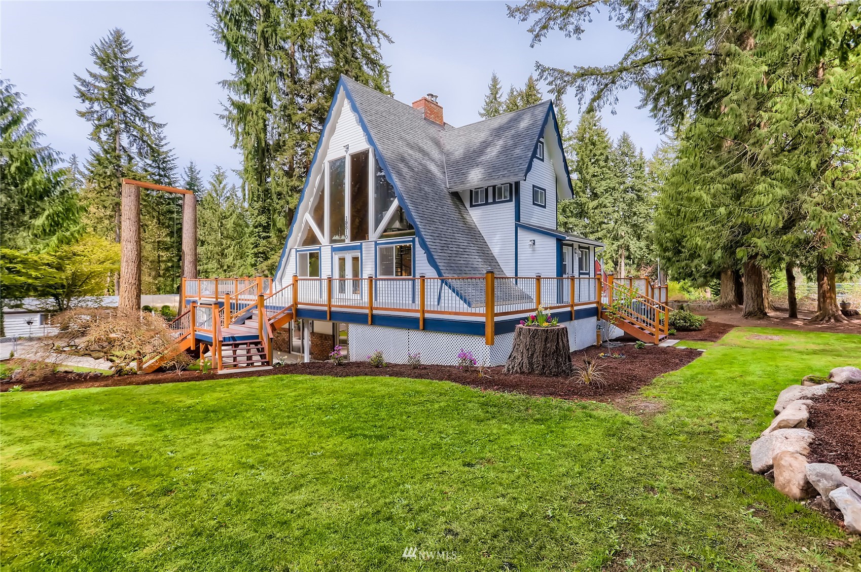19810 43rd Avenue Southeast Bothell, WA 98012 - Photo 39 of 40 a view of a house with a park